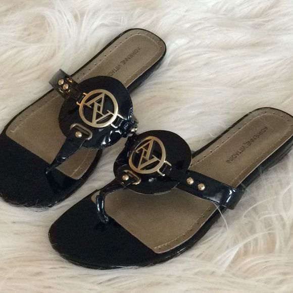 💞Adrienne Vittadini💞beautiful sandals - Picture 2 of 8